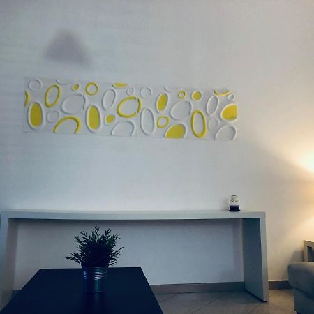 Casa Vacanze Kristel バレストラーテ エクステリア 写真
