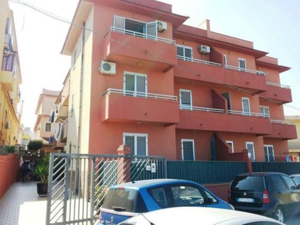 Casa Vacanze Kristel バレストラーテ エクステリア 写真