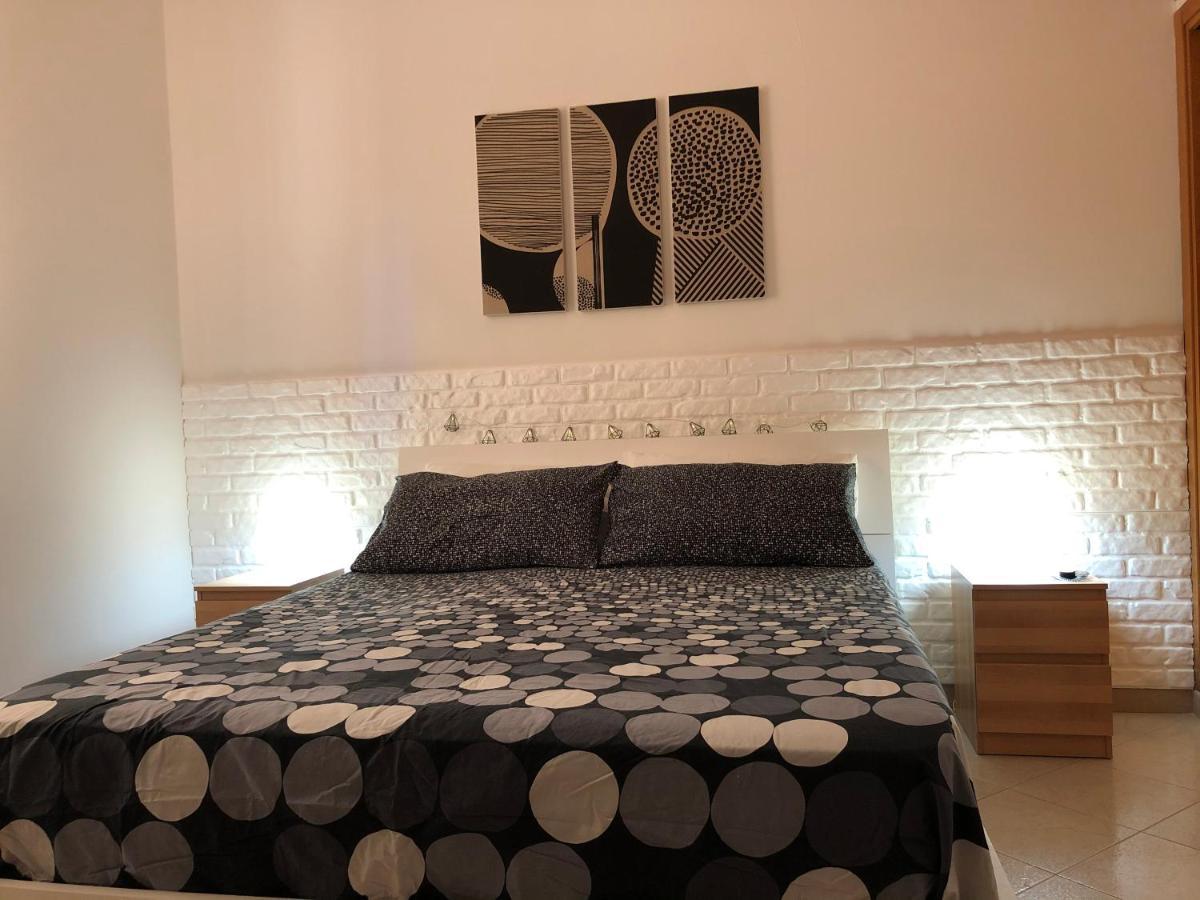 Casa Vacanze Kristel バレストラーテ エクステリア 写真