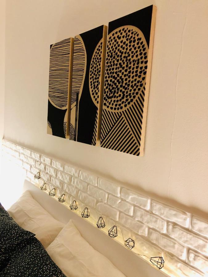 Casa Vacanze Kristel バレストラーテ エクステリア 写真