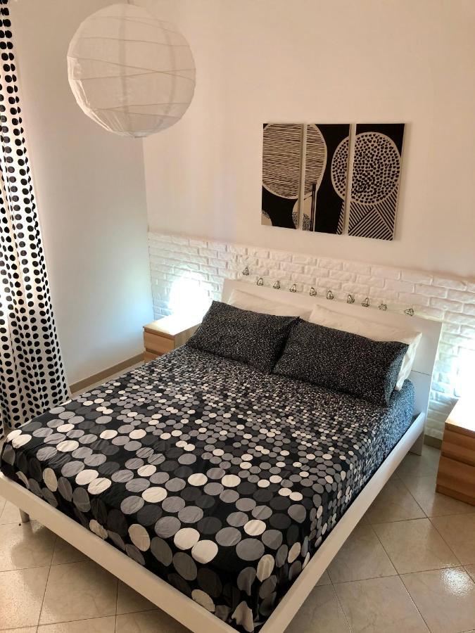 Casa Vacanze Kristel バレストラーテ エクステリア 写真