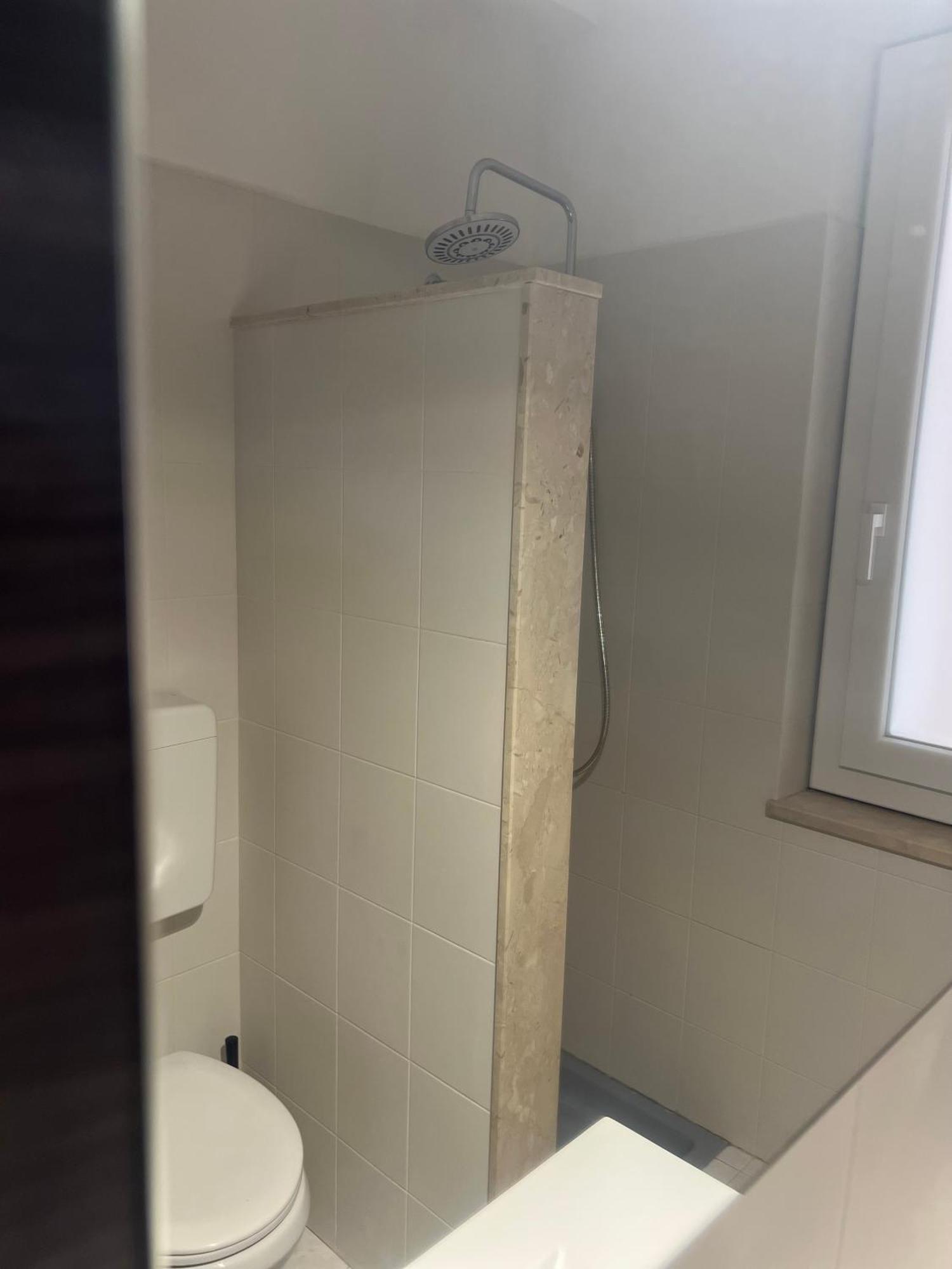 Casa Vacanze Kristel バレストラーテ エクステリア 写真